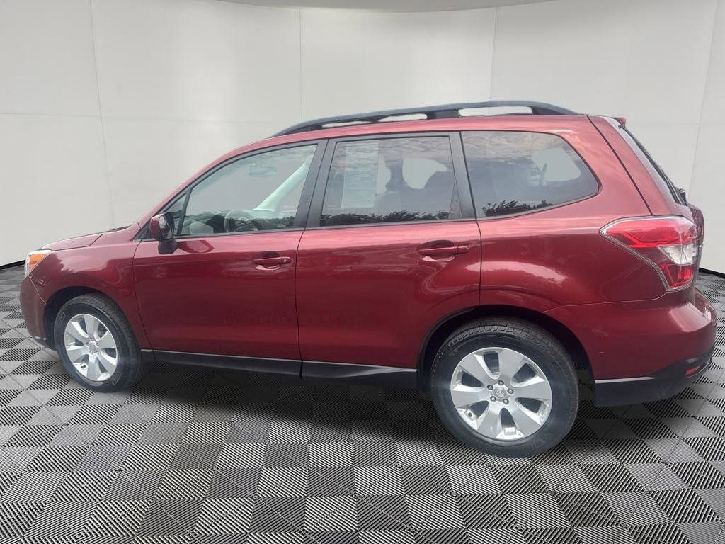 Used 2015 Subaru Forester 2.5i Premium w/ All-Weather Package AWD/4WD image 18