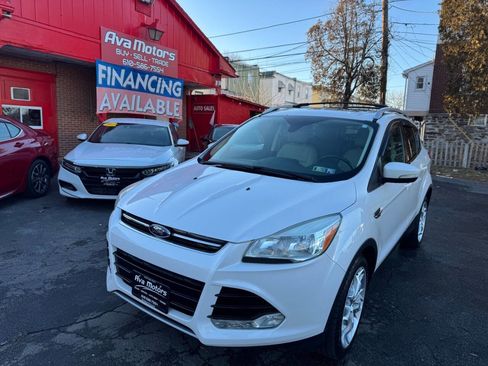 Used 2015 Ford Escape Titanium image 1