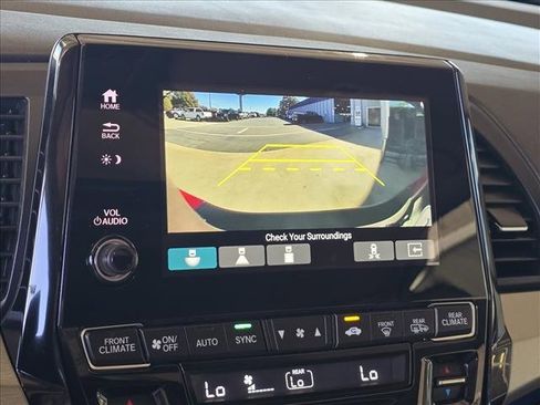 Used 2022 Honda Odyssey Touring image 5