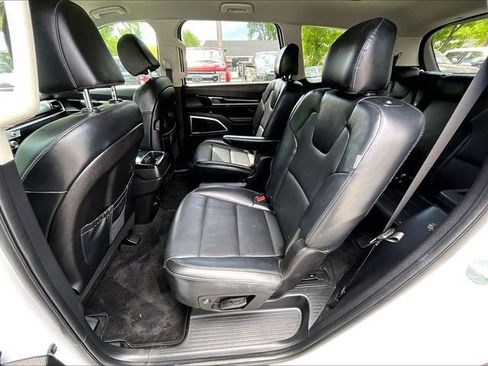 Used 2023 Kia Telluride S AWD/4WD image 21