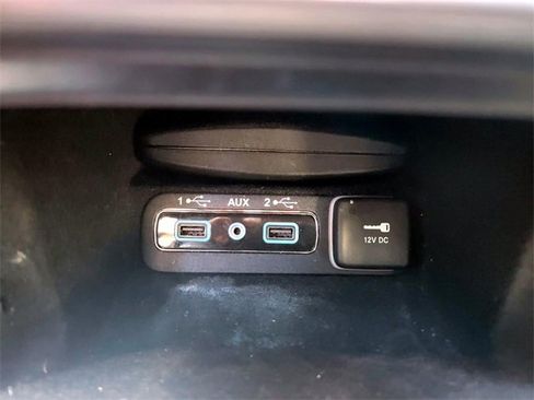 Used 2019 Jeep Grand Cherokee Limited image 25