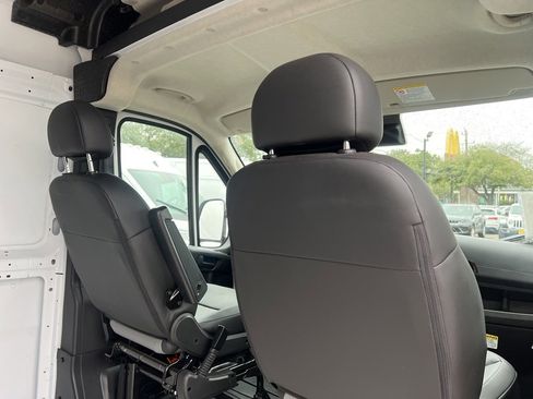 Used 2025 RAM ProMaster 3500 image 8