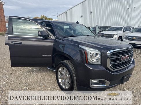 Used 2017 GMC Yukon SLT image 16