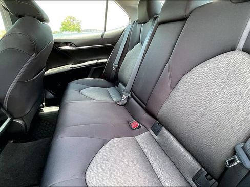 Used 2021 Toyota Camry LE w/ Protection Package (Q2) (TMS) FWD image 25