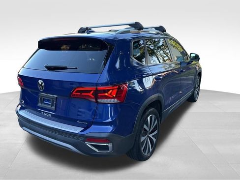 Used 2022 Volkswagen Taos SE AWD/4WD image 5