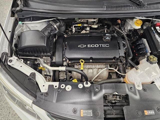 Used 2018 Chevrolet Sonic LT FWD image 34