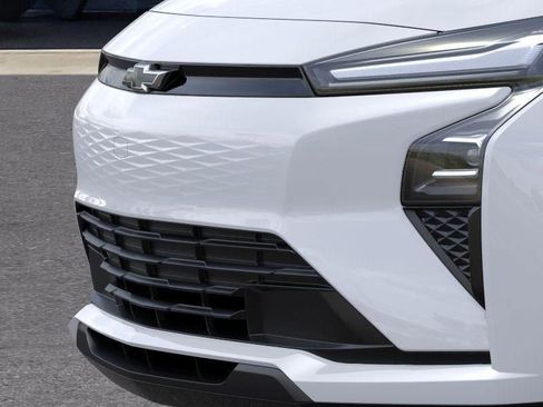 New 2027 Chevrolet Bolt LT w/ Comfort Package FWD image 13