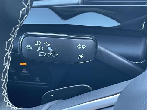New 2026 Volkswagen Atlas Cross Sport SE FWD image 23