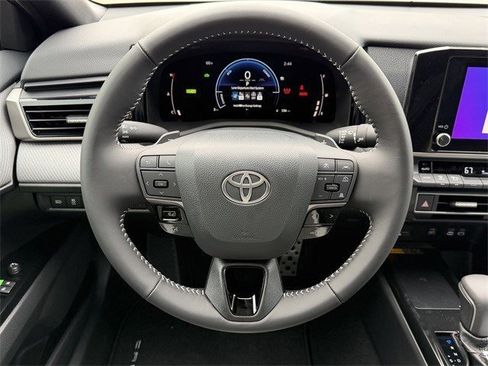 New 2026 Toyota Camry SE image 13