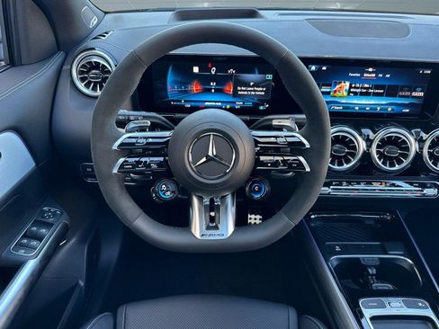 New 2026 Mercedes-Benz GLA 35 AMG 4MATIC image 28