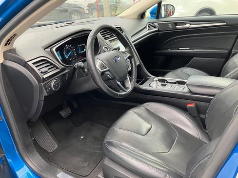 Used 2019 Ford Fusion Titanium image 15