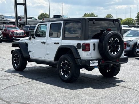 Used 2024 Jeep Wrangler Unlimited Rubicon 4xe AWD/4WD image 9