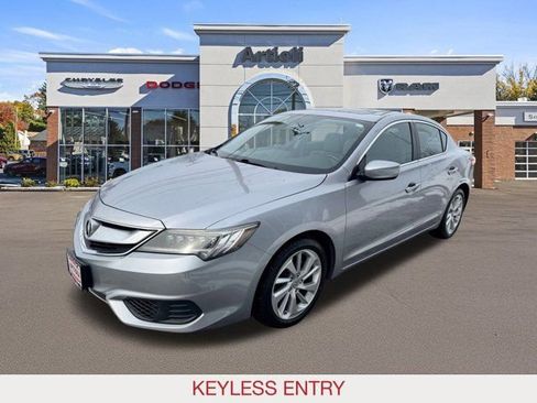 Used 2017 Acura ILX image 4