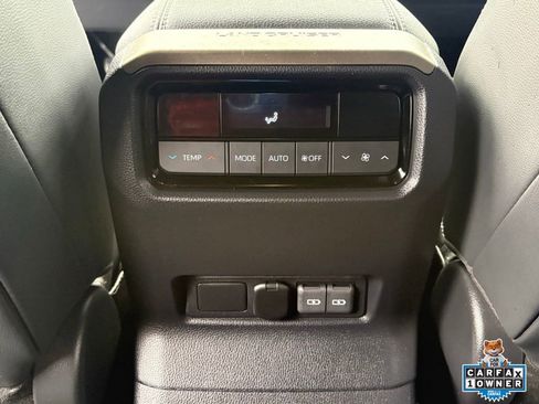 Used 2024 Toyota Land Cruiser image 25