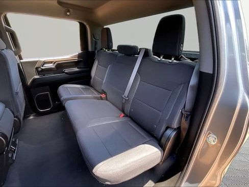 Used 2023 Chevrolet Silverado 1500 LT AWD/4WD image 16