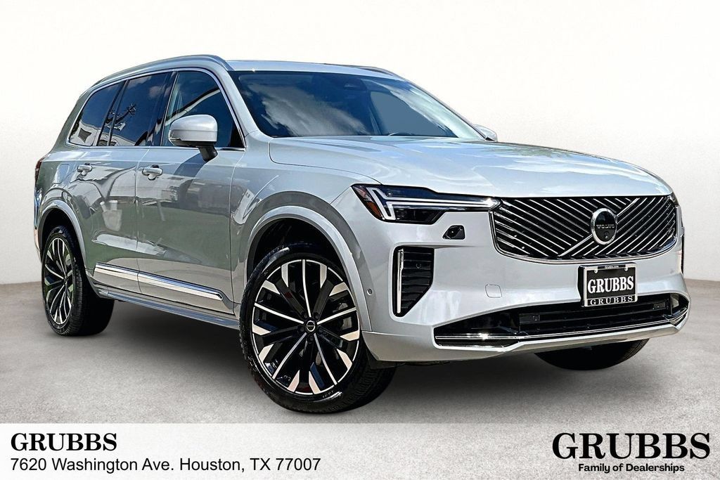 Certified 2026 Volvo XC90 B6 Plus AWD/4WD image 1