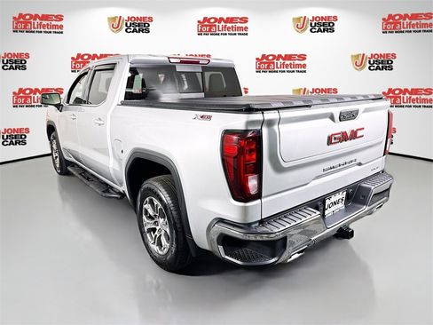 Used 2021 GMC Sierra 1500 SLE w/ X31 Off-Road Package image 2