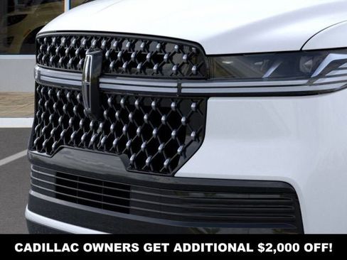 New 2026 Lincoln Navigator L Black Label AWD/4WD image 17