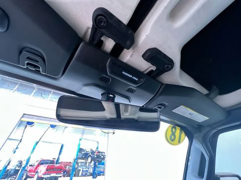 Used 2018 Jeep Wrangler Unlimited Rubicon AWD/4WD image 33