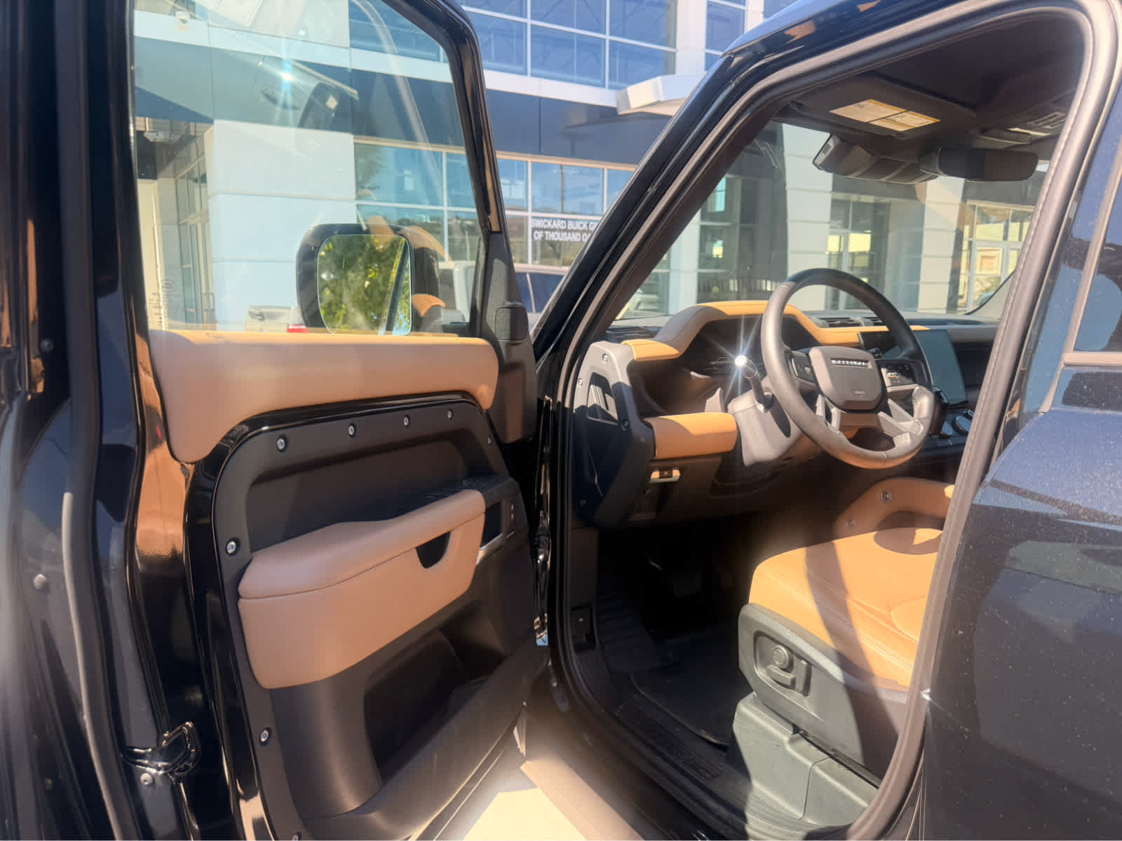 Used 2026 Land Rover Defender 110 S AWD/4WD image 5