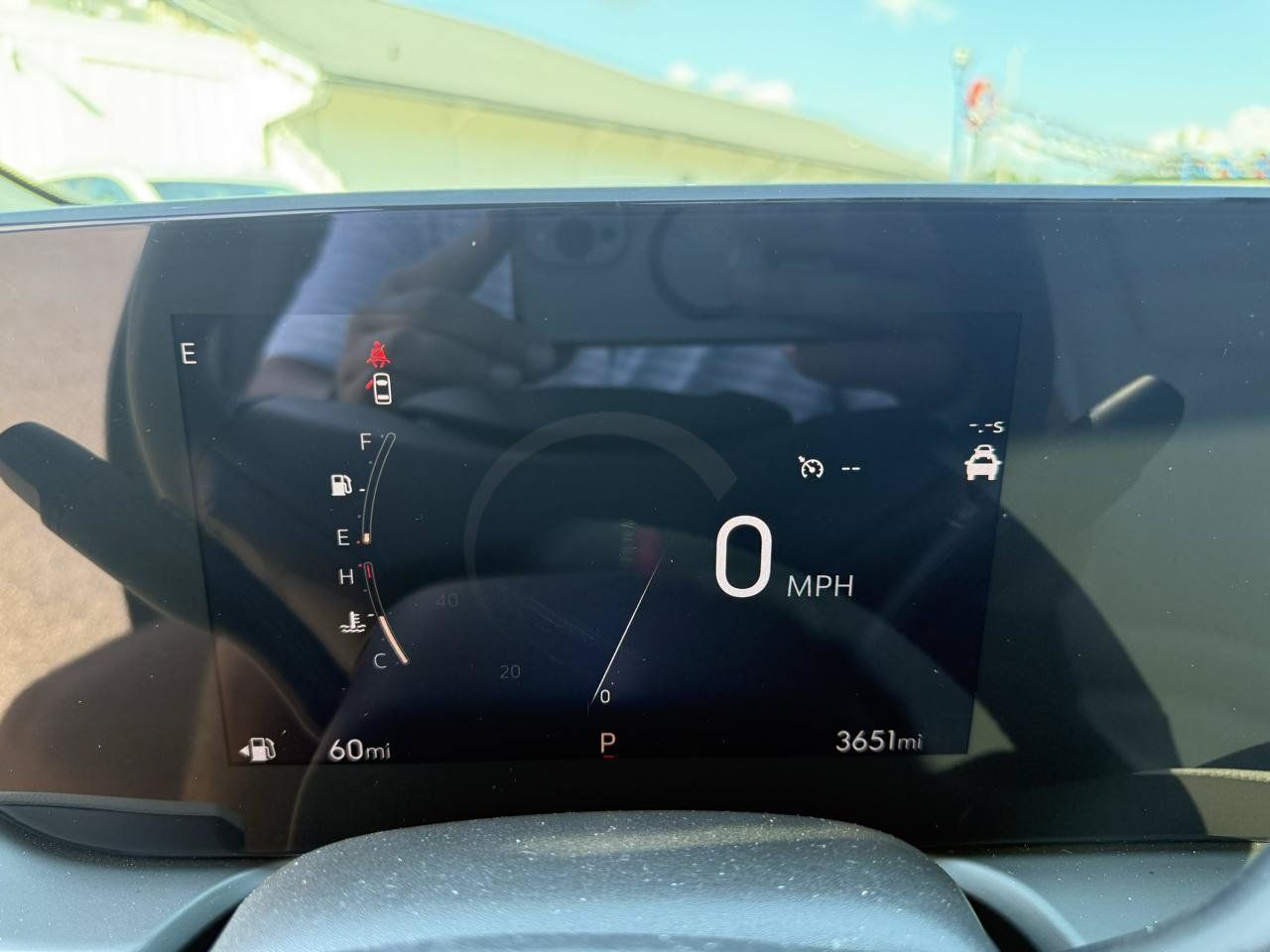 Used 2025 Buick Encore GX Avenir w/ Avenir Convenience Package FWD image 12