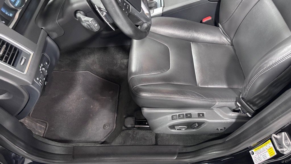 Used 2015 Volvo XC60 T6 Platinum AWD/4WD image 11