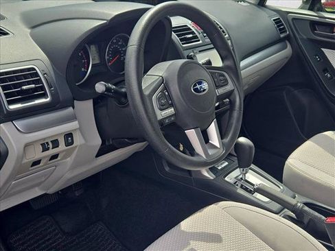 Used 2018 Subaru Forester 2.5i Premium AWD/4WD image 9