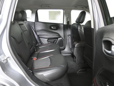 Used 2019 Jeep Compass Trailhawk w/ Safety & Security Group AWD/4WD image 15