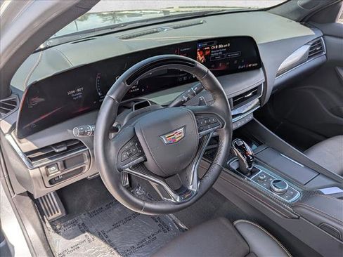 Used 2025 Cadillac CT5 V RWD image 10