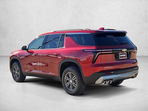 New 2026 Chevrolet Traverse LT FWD image 9