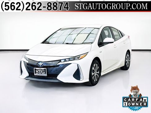 Used 2020 Toyota Prius Prime LE w/ Carpet Mat Package FWD image 1