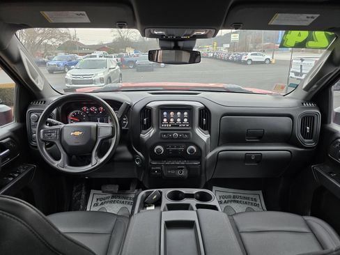 Used 2024 Chevrolet Silverado 2500 W/T w/ WT Convenience Package image 15