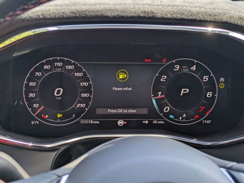 New 2026 Jaguar F-PACE SVR 575 Edition image 11