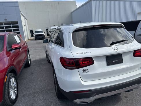 Used 2021 Mercedes-Benz GLC 300 image 9