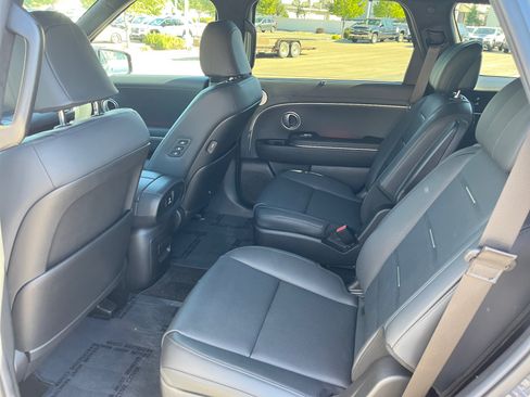 Used 2026 Hyundai Palisade Calligraphy AWD/4WD image 17