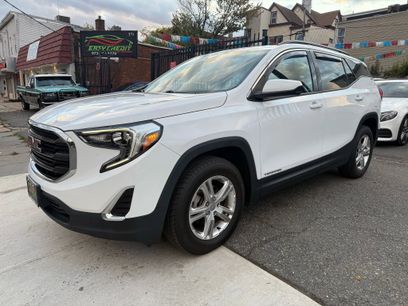Used 2019 GMC Terrain SLE w/ Driver Convenience Package