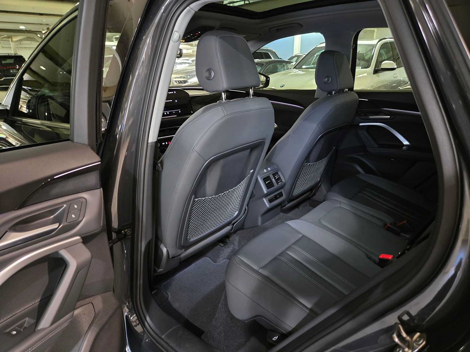 Used 2025 Audi Q5 Premium AWD/4WD image 14