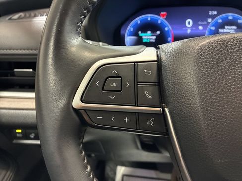 Used 2024 Toyota Grand Highlander AWD image 29