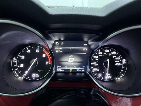 Used 2019 Alfa Romeo Stelvio w/ Nero Edizione RWD image 17