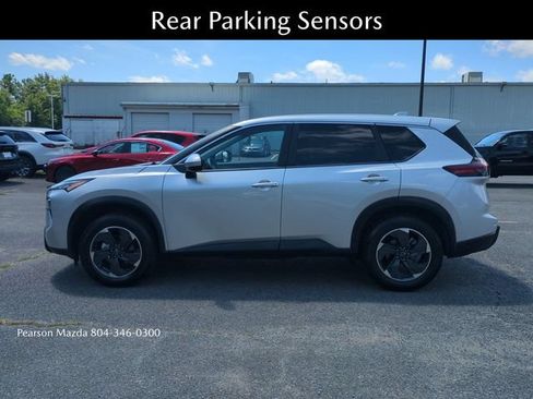 Used 2024 Nissan Rogue SV AWD/4WD image 8