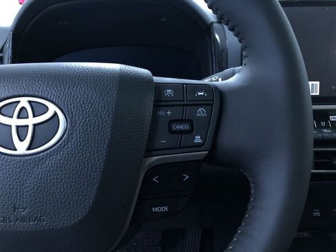 New 2026 Toyota Camry XLE image 18