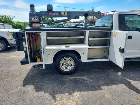 Used 2020 Ford F250 XL w/ Power Equipment Group RWD image 11