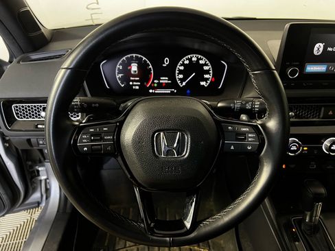 Used 2023 Honda Civic Sport image 9
