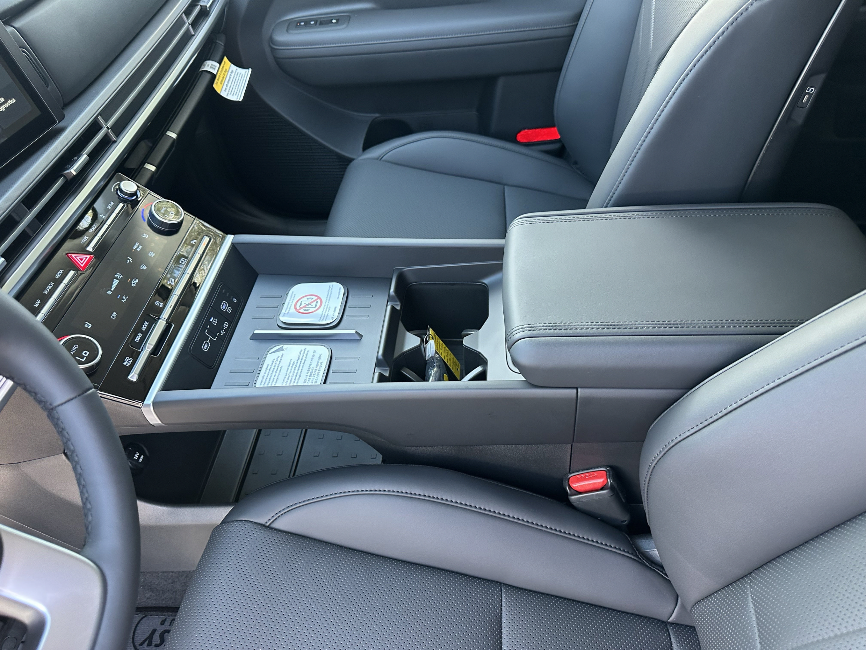 New 2027 Hyundai Santa Fe SEL FWD image 19