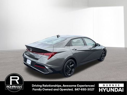 New 2026 Hyundai Elantra SEL Sport Premium FWD image 10