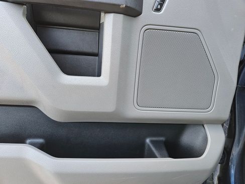 Used 2018 Ford F150 XL w/ Equipment Group 101A Mid RWD image 15