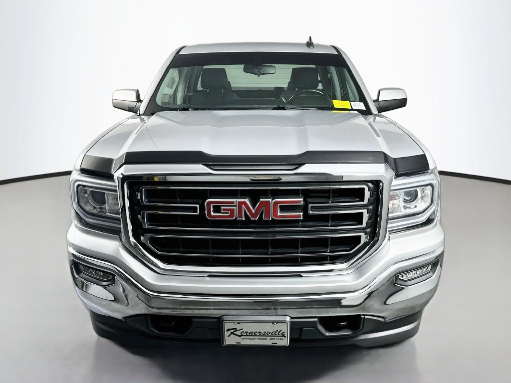 Used 2018 GMC Sierra 1500 SLE w/ SLE Value Package AWD/4WD image 2