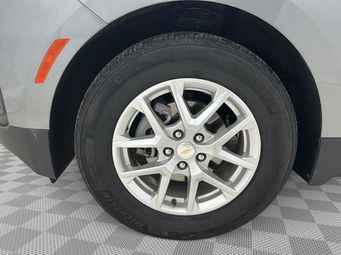 Used 2023 Chevrolet Equinox LS w/ LS Convenience Package image 30