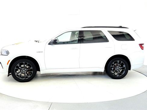 Used 2023 Dodge Durango R/T w/ Hemi Orange Plus Package image 3