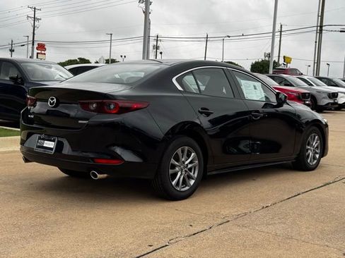 Used 2025 MAZDA MAZDA3 s FWD image 6